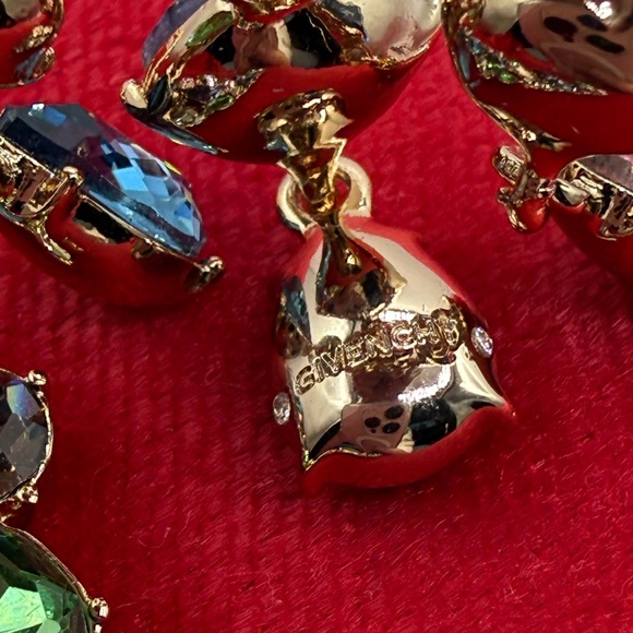 GIVENCHY PRE-LOVED 2000 Edwardian Revival Chandelier Earrings - Picture 9 of 11